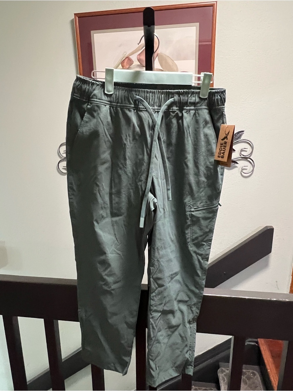 NWT Eddie Bauer Olive Green Women's Cargo Capris size Small #DJ087